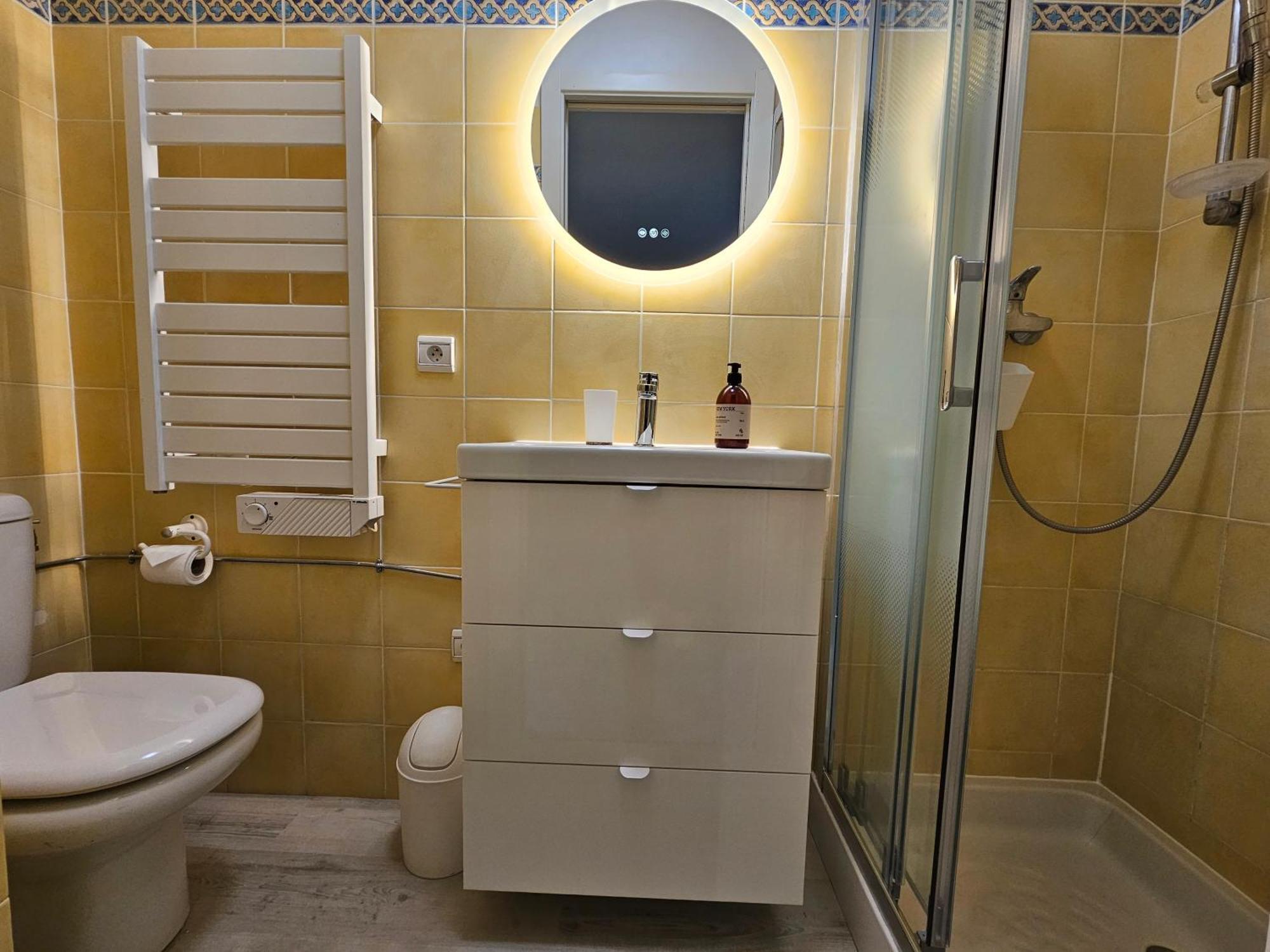 Plage la Salis 3 chambres, Jardin - 3 bedrooms Antibes Exterior foto